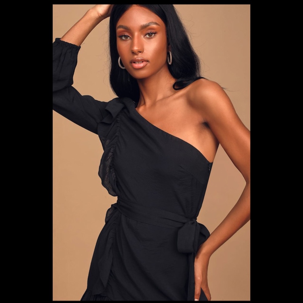 Black One-Shoulder Ruffled Mini Dress - Picture 3 of 4